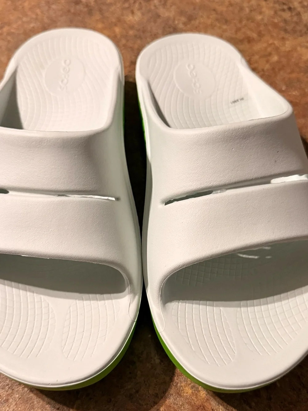 OOFOS White and Lime Green Comfort Slide Sandals